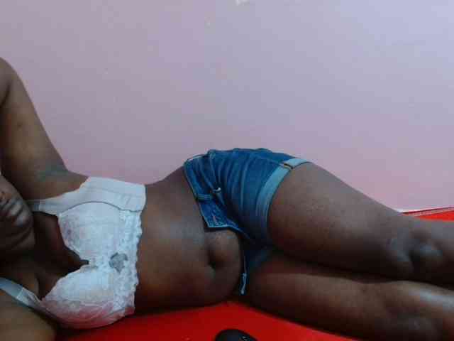 Curvycrush1 webcam