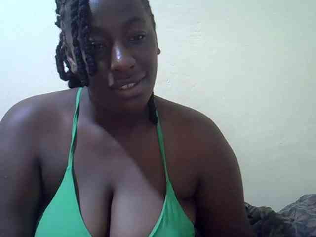 Curvycrush1 webcam