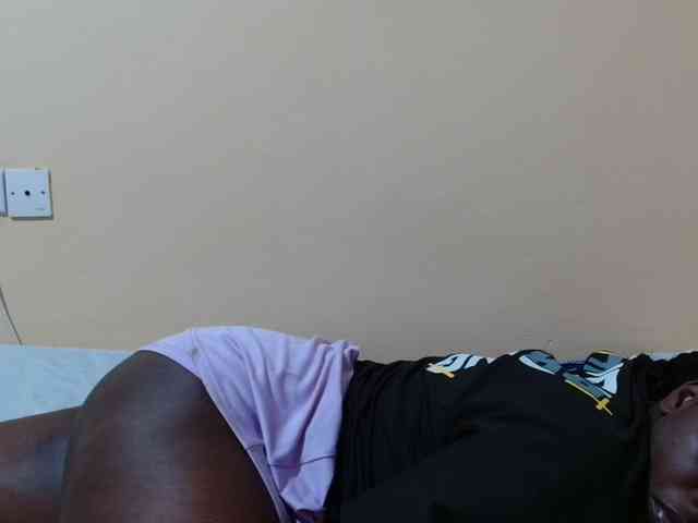 Curvycrush1 webcam