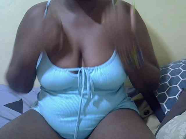 Curvycrush1 webcam