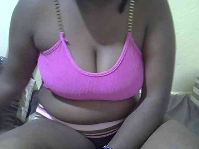 Curvycrush1 webcam