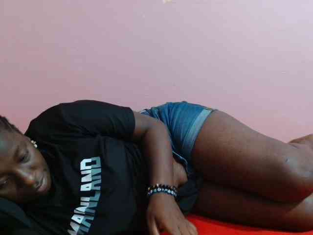 Curvycrush1 webcam