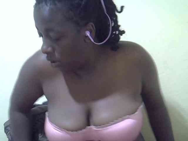 Curvycrush1 webcam