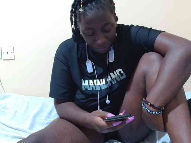 Curvycrush1 webcam