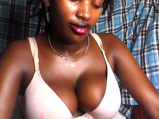 Sexyfantacy live cam on BongaCams
