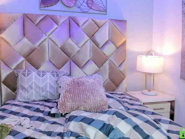 ButterflyDoll webcam