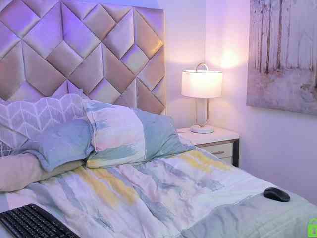 ButterflyDoll webcam