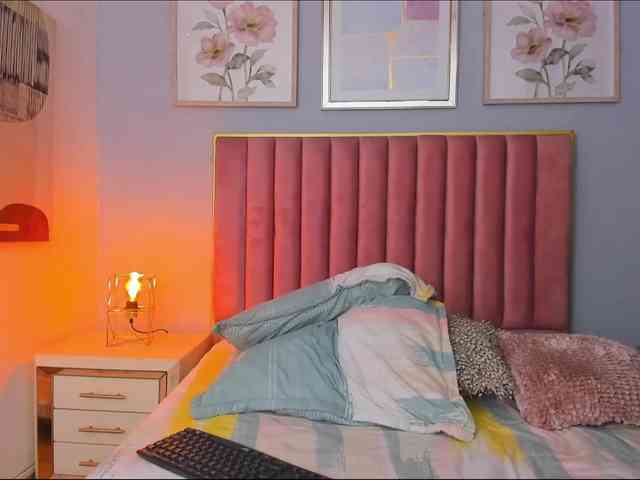 ButterflyDoll webcam