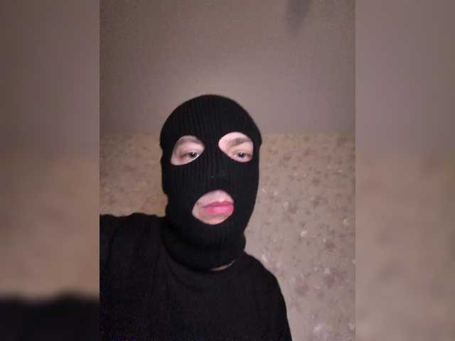 Vgtyhn's BongaCams show and profile