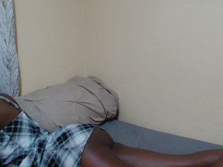 Petitebunni Porn Show