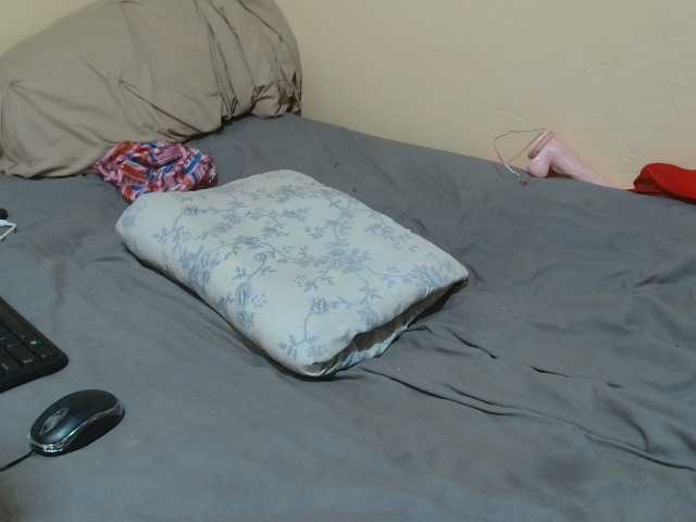 Petitebunni live cam on BongaCams