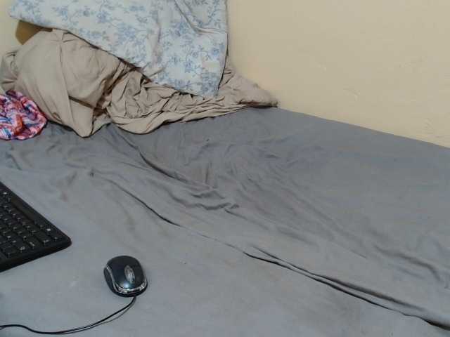 Petitebunni live cam on BongaCams