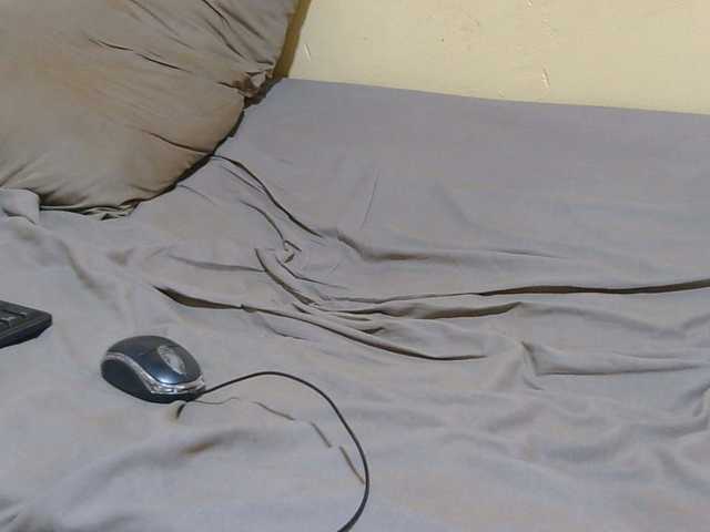 Petitebunni live cam on BongaCams