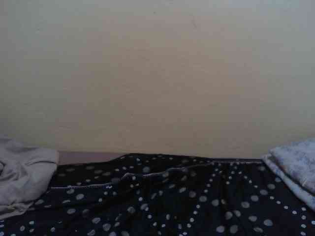 Petitebunni webcam
