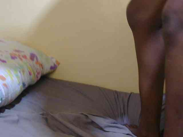 Petitebunni webcam