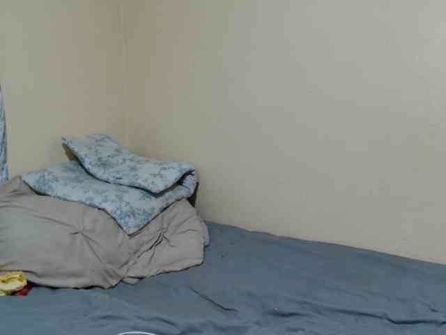 Petitebunni webcam
