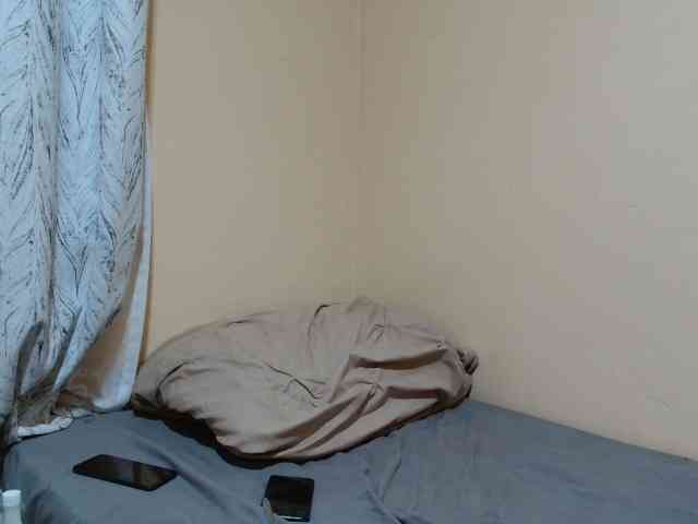 Petitebunni webcam