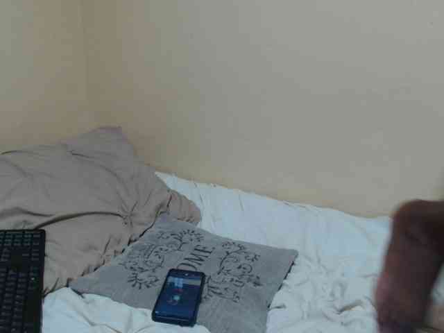 Petitebunni webcam