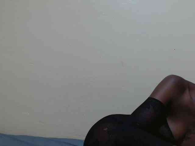 Petitebunni webcam