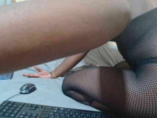 Petitebunni webcam