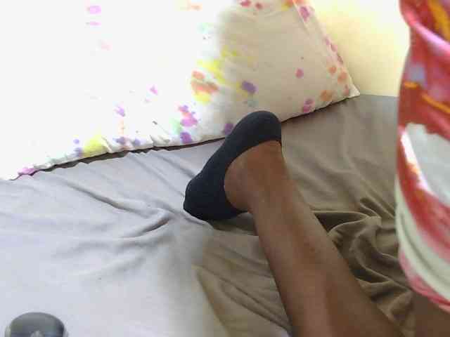 Petitebunni webcam