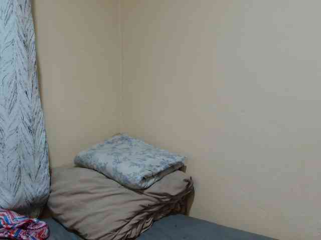 Petitebunni webcam