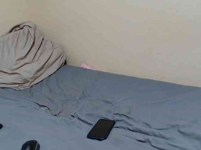 Petitebunni webcam