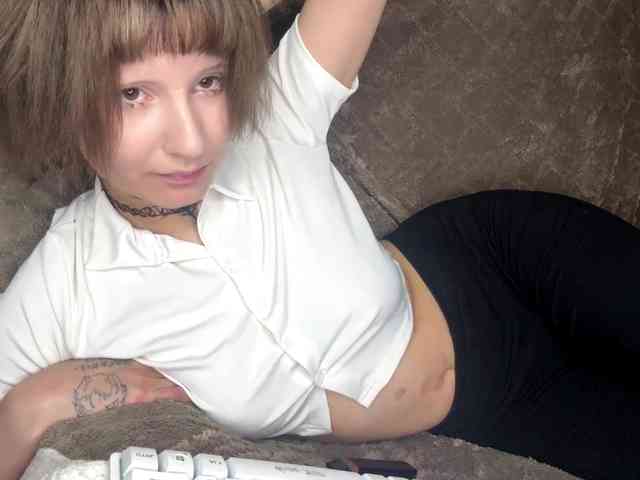 missalii Live Webcam on BongaCams