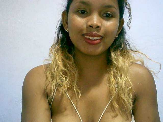 BelliBellaha live cam on BongaCams
