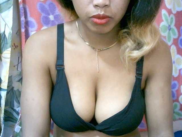 BelliBellaha live cam on BongaCams