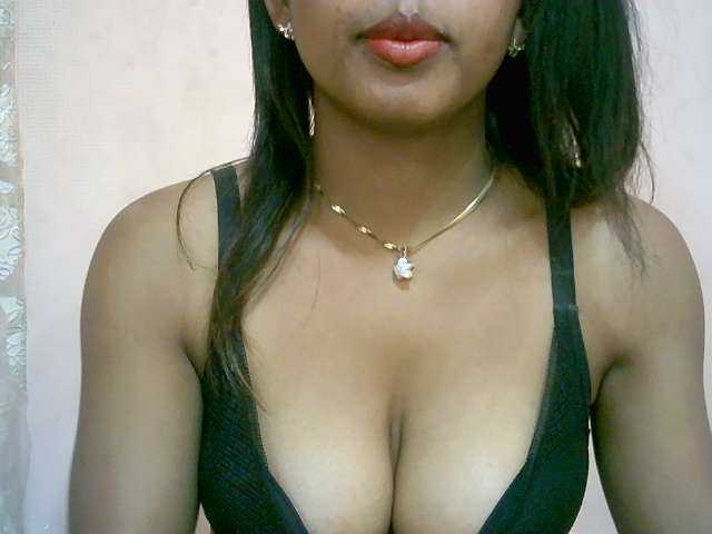 BelliBellaha live cam on BongaCams