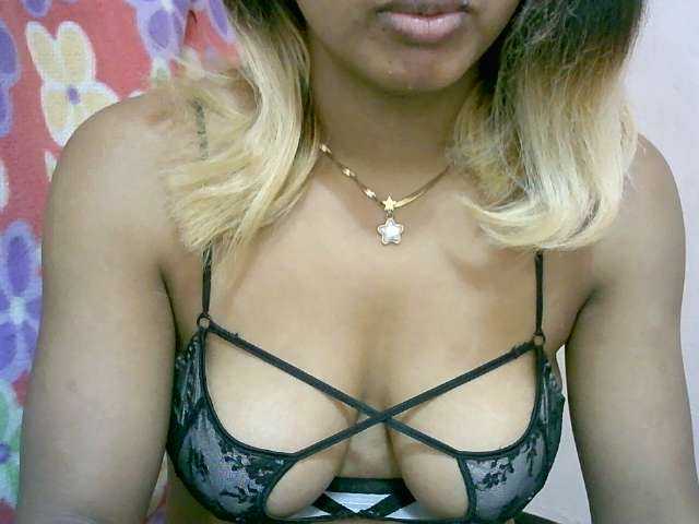 BelliBellaha live cam on BongaCams