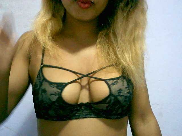 BelliBellaha live cam on BongaCams