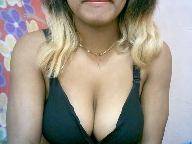 BelliBellaha live cam on BongaCams