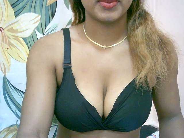 BelliBellaha live webcam show
