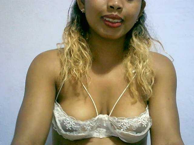 BelliBellaha live cam on BongaCams