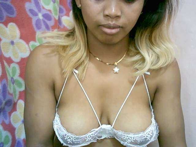 BelliBellaha live cam on BongaCams