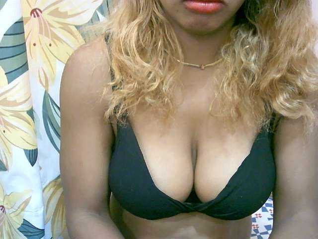 BelliBellaha live webcam show