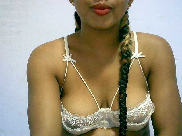 BelliBellaha live cam on BongaCams