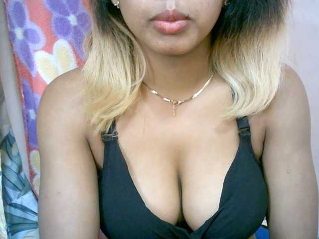 BelliBellaha live cam on BongaCams