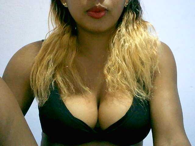 BelliBellaha live cam on BongaCams