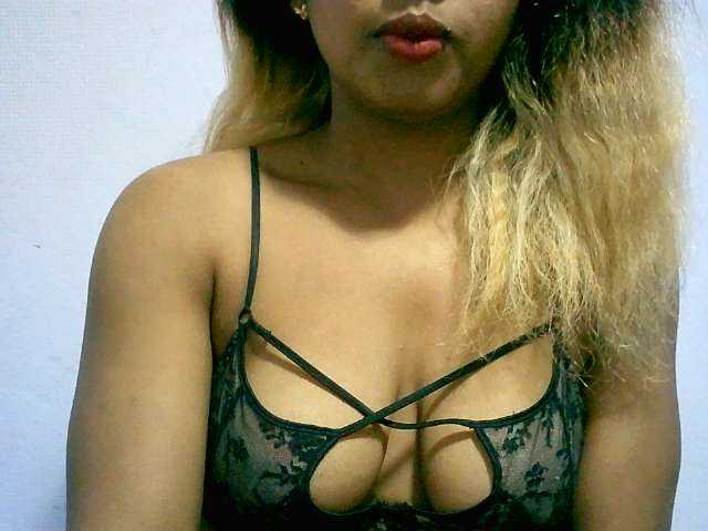 BelliBellaha live cam on BongaCams