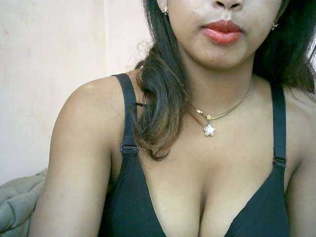 BelliBellaha live cam on BongaCams