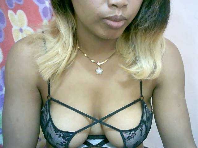 BelliBellaha live cam on BongaCams
