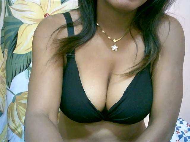 BelliBellaha live cam on BongaCams