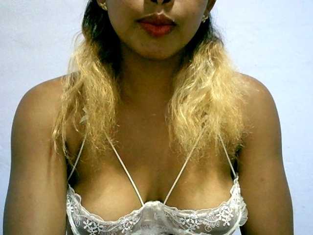 BelliBellaha live cam on BongaCams