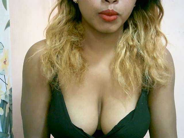 BelliBellaha live webcam show