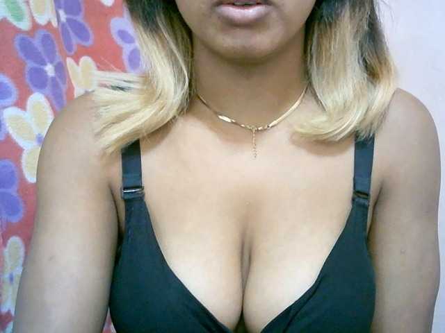BelliBellaha live cam on BongaCams