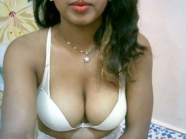 BelliBellaha live cam on BongaCams