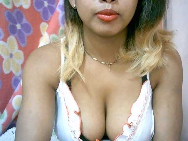BelliBellaha live cam on BongaCams